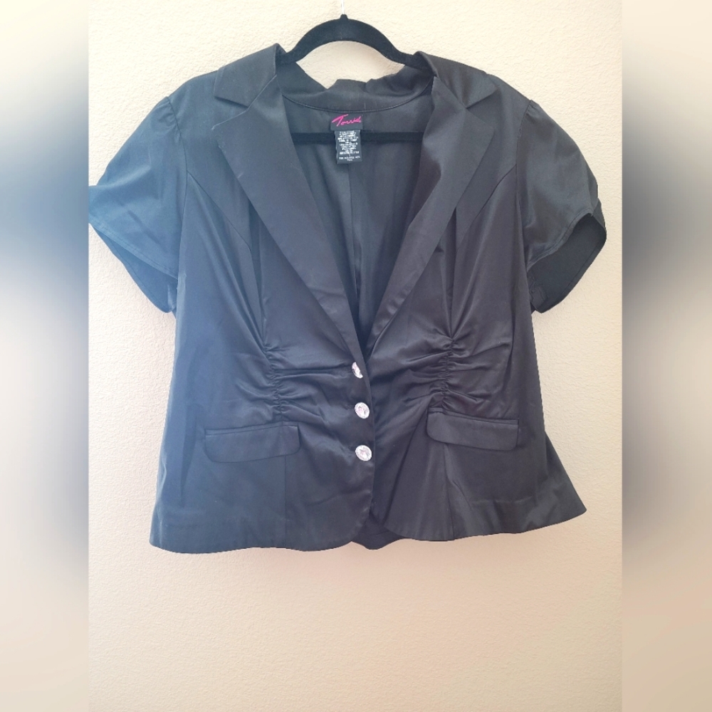 torrid Black Short Sleeve Satin Blazer